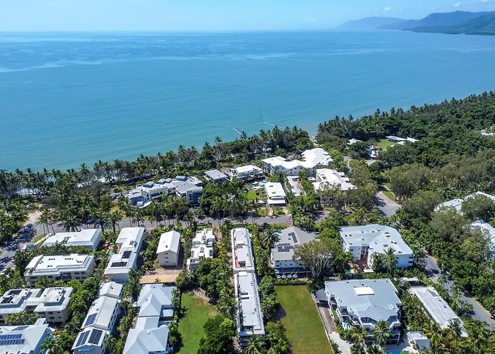 Tropical Reef Apartments